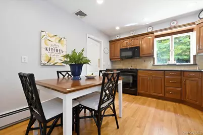 201 Kildare Road, Garden City, NY 11530 - Photo 8