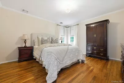 201 Kildare Road, Garden City, NY 11530 - Photo 12