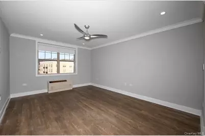 1100 Avalon Street #S1337, Glen Cove, NY 11542 - Photo 4