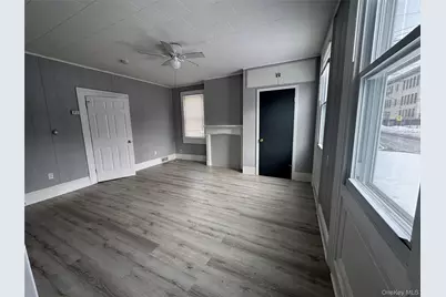 34 Hoffman Street, Poughkeepsie, NY 12601 - Photo 4