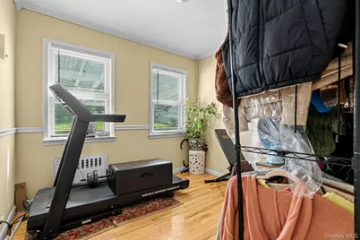 132 Burhans Avenue, Yonkers, NY 10701 - Photo 6