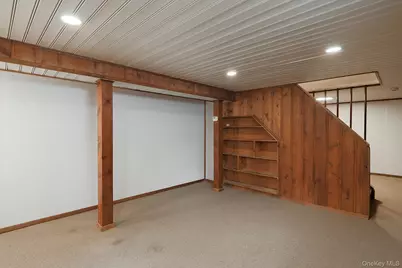 59 Wood Street #1st Floor, Lynbrook, NY 11563 - Photo 10