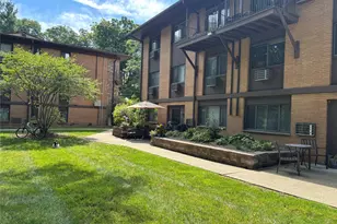 10 Oakwood Terrace, New Windsor, NY 12553 - Photo 2