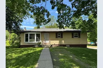 1 Corine Drive, Poughkeepsie, NY 12601 - Photo 2