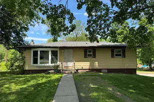 1 Corine Dr, Poughkeepsie, NY 12601 - Photo 2