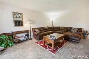 69 Fairview Cir, Middle Island, NY 11953 - Photo 4