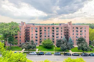 75-08 Bell Blvd, Bayside, NY 11364 - Photo 20
