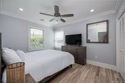 24 Pennsylvania Avenue #2, Long Beach, NY 11561 - Photo 8