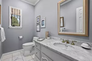 218 McLain St, Bedford Corners, NY 10549 - Photo 10