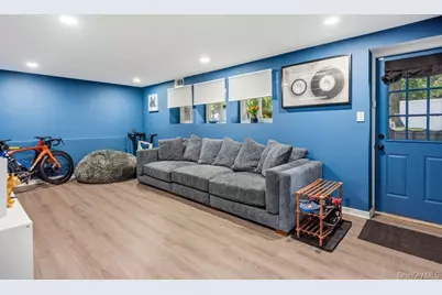18 Huron Street, Port Jefferson, NY 11776 - Photo 14