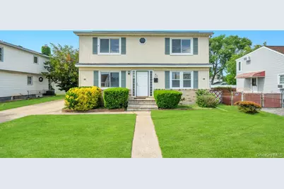15 Farm Lane, Hicksville, NY 11801 - Photo 22