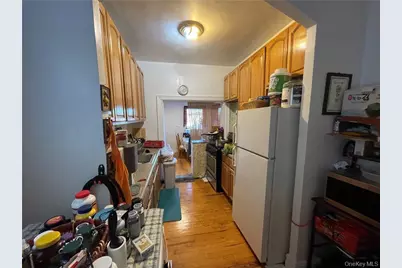 1616 Pilgrim Avenue, Bronx, NY 10461 - Photo 18