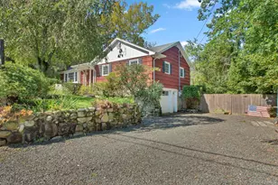 32 Fern Rd, Rocky Point, NY 11778 - Photo 12