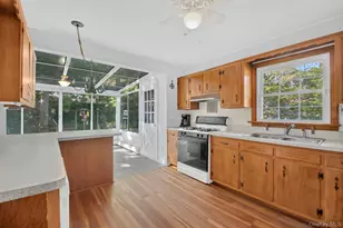 32 Fern Rd, Rocky Point, NY 11778 - Photo 6