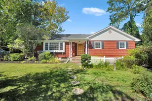 32 Fern Rd, Rocky Point, NY 11778 - Photo 14