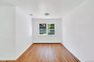 40 Fenwick St, Greenlawn, NY 11740 - Photo 6