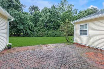403 Winged Foot Way, Riverhead, NY 11901 - Photo 20
