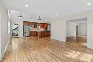 136 Wilmot Cir, Scarsdale, NY 10583 - Photo 16