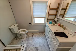 69 Bar Beach Rd, Port Washington, NY 11050 - Photo 12