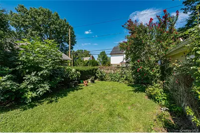 69 Bar Beach Road, Port Washington, NY 11050 - Photo 20