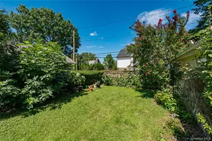 69 Bar Beach Rd, Port Washington, NY 11050 - Photo 20