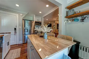 69 Bar Beach Rd, Port Washington, NY 11050 - Photo 10