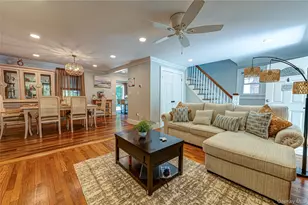 69 Bar Beach Rd, Port Washington, NY 11050 - Photo 6
