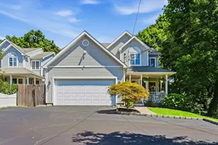 627 Main St, Northport, NY 11768 - Photo 2