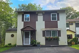51 Peter Way, Kiamesha Lake, NY 12751 - Photo 4