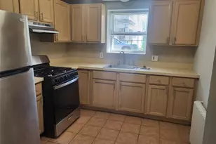 28 Primrose Ave, Mount Vernon, NY 10552 - Photo 2