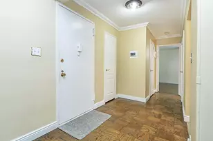 32 Pearsall, Glen Cove, NY 11542 - Photo 2