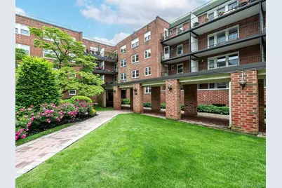 32 Pearsall #1A, Glen Cove, NY 11542 - Photo 1