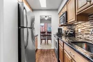250 N Village Ave, Rockville Centre, NY 11570 - Photo 16