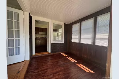 65 Lenox, Lynbrook, NY 11563 - Photo 2