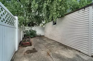 61-43 Wetherole St, Rego Park, NY 11374 - Photo 20