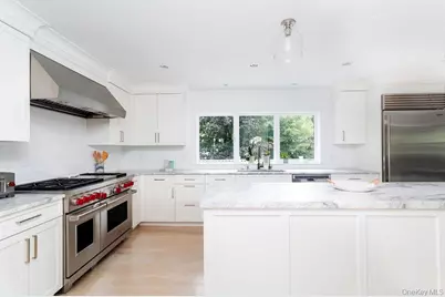 18 Shady Brook Lane, Old Greenwich, CT 06870 - Photo 10