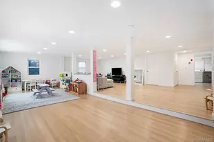 18 Shady Brook Ln, Old Greenwich, CT 06870 - Photo 24