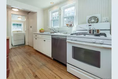 57 Irma Avenue, Port Washington, NY 11050 - Photo 14