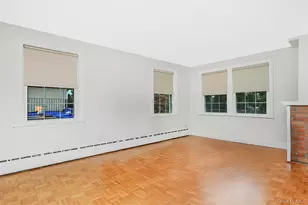 211 147th St, Whitestone, NY 11357 - Photo 28