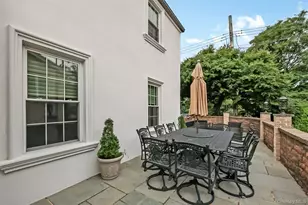 211 147th St, Whitestone, NY 11357 - Photo 44