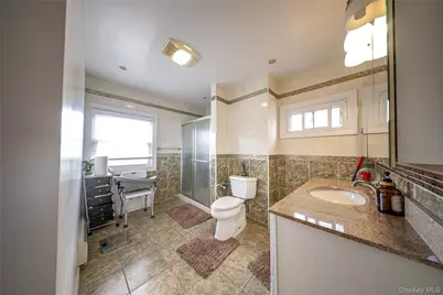 8564 104th Street, Richmond Hill, NY 11418 - Photo 16