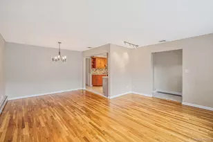 21 Pearsall Pl, Deer Park, NY 11729 - Photo 14
