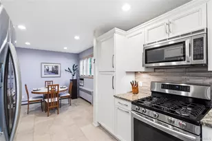 77 Lumur Dr, Sayville, NY 11782 - Photo 10