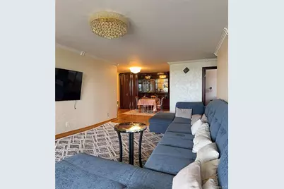 61-20 Grand Central Parkway #C 905, Forest Hills, NY 11375 - Photo 10