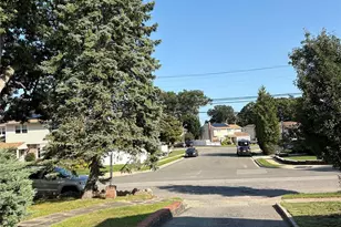 1975 Lenox Ave, East Meadow, NY 11554 - Photo 2