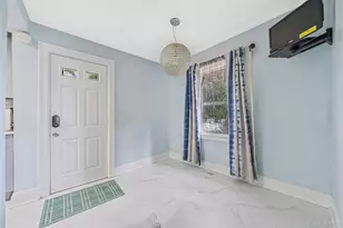 695 Front St, Hempstead, NY 11550 - Photo 14