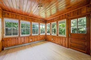 8 Triton Rd, Rocky Point, NY 11778 - Photo 14