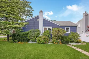108 Woods Ave, Malverne, NY 11565 - Photo 4