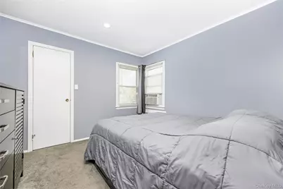 108 Woods Avenue, Malverne, NY 11565 - Photo 16