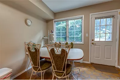 8 Salisbury Drive N, East Northport, NY 11731 - Photo 14